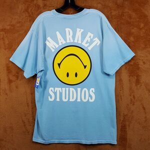 MARKET STUDIO Shirt Mens Medium Blue Pullover Crew Upside Down Smiley T-Shirt